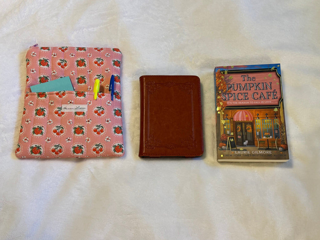 Sweet Cherry Pie Pink Kindle Sleeve interior showing blush floral lining and pink zipper