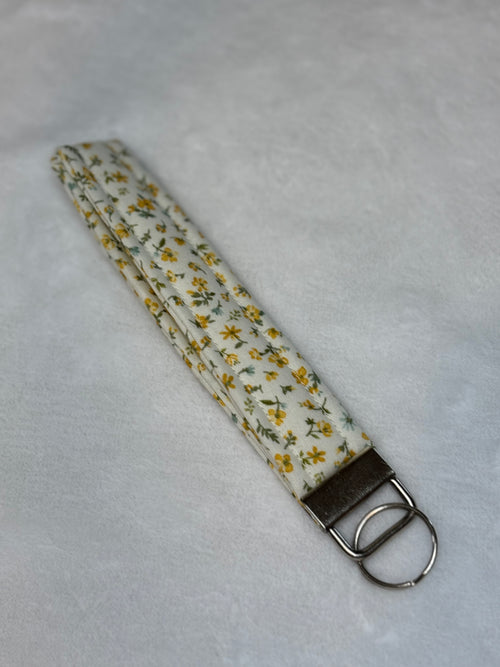 Buttercup Meadow Wristlet - solo view